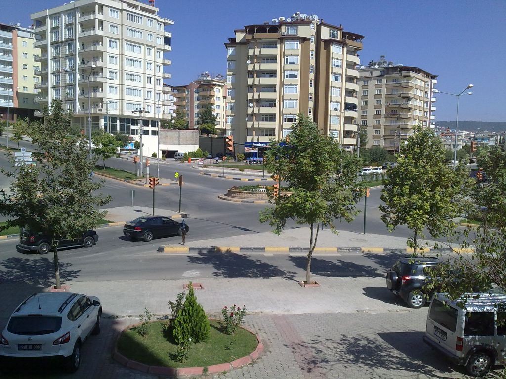 GAZİANTEP ŞAHİNBEY İBRAHİMLİ DE SATILIK DAİRE 4+1